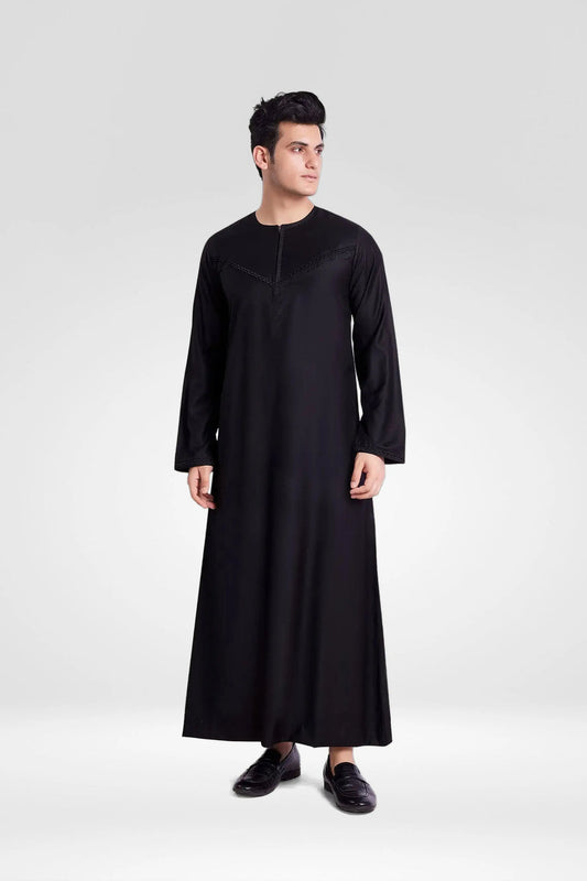 Premium Omani Thobe With Front Zip - Black 01